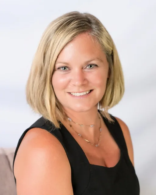 Photo of Heather Scott